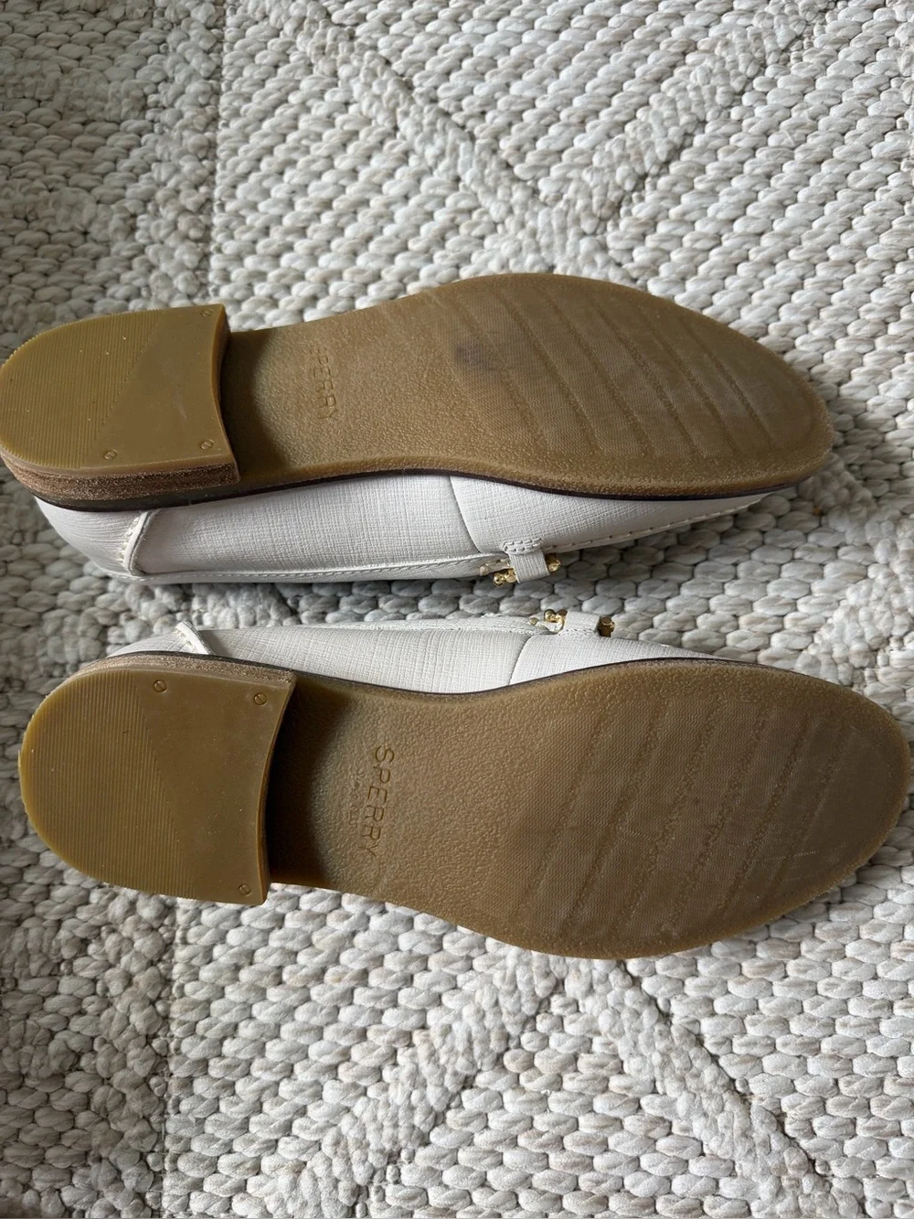 Sperry Women's Seaport Penny Plushwave Leather Loafers 8 Gold Hardware
